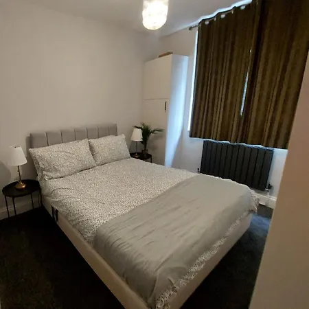 Stunning Refurb Period Central Location Apt Apartman Bristol