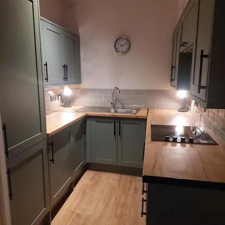 Stunning Refurbished Period Apartment - Unique Stay *